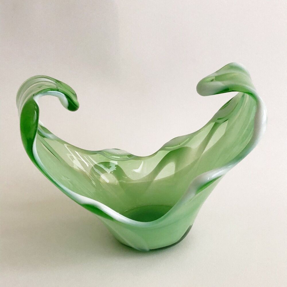 Murano ? Hand Blown Art Glass Milk Green Vessel Console Bowl Wave White Ribbon - Picture 2 of 11